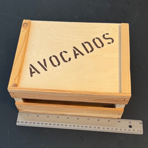 Decorative Avocado wooden crate with sliding lid - Picture 7 of 7